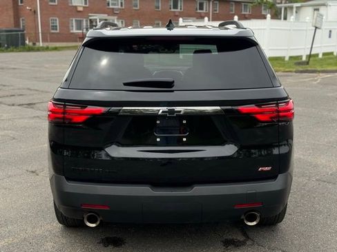 Used 2023 Chevrolet Traverse RS w/ LPO, Floor Liner Package AWD/4WD image 10