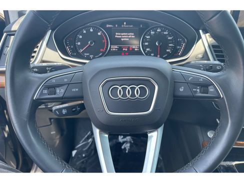 Used 2024 Audi Q5 2.0T Premium AWD/4WD image 35