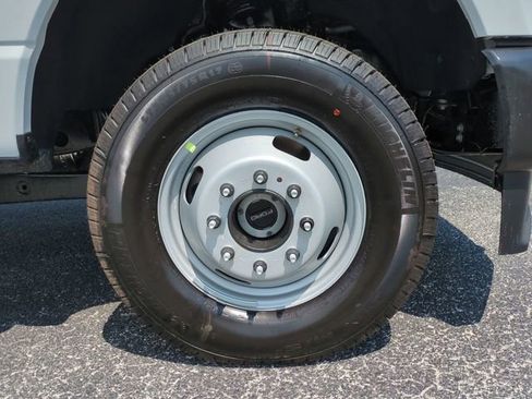 New 2026 Ford F350 XL w/ 360-Degree Camera Package AWD/4WD image 11