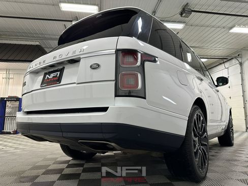 Used 2018 Land Rover Range Rover Supercharged AWD/4WD image 19