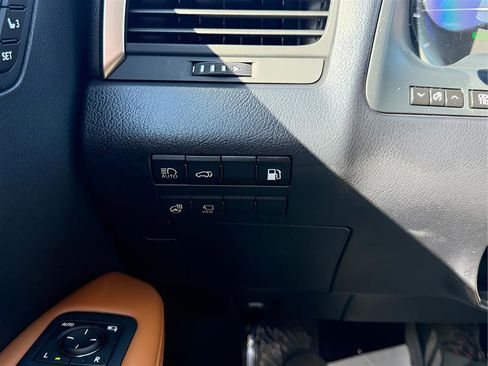 Used 2021 Lexus RX 450hL AWD w/ Premium Package image 15