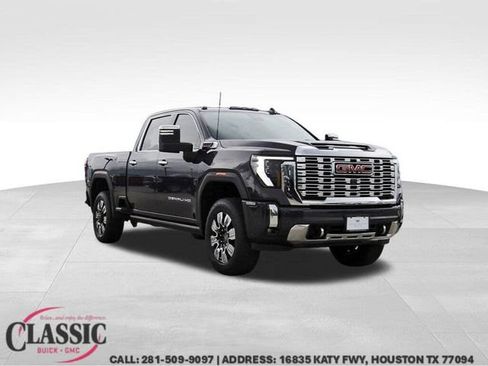 Used 2025 GMC Sierra 2500 Denali Ultimate AWD/4WD image 1