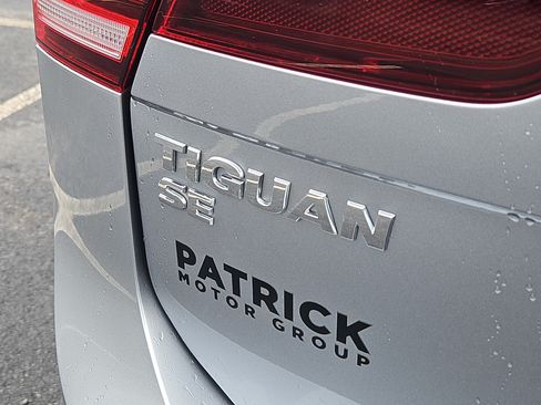Used 2020 Volkswagen Tiguan SE AWD/4WD image 5