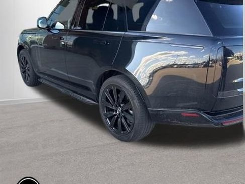 Used 2023 Land Rover Range Rover SE AWD/4WD image 6