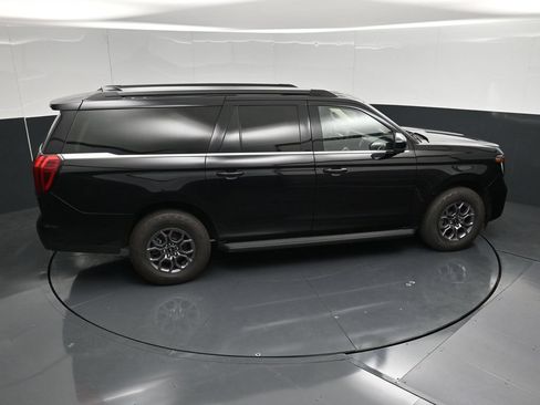 Used 2025 Ford Expedition Max Active AWD/4WD image 46