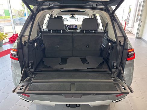 Certified 2023 BMW X7 xDrive40i w/ Premium Package AWD/4WD image 11