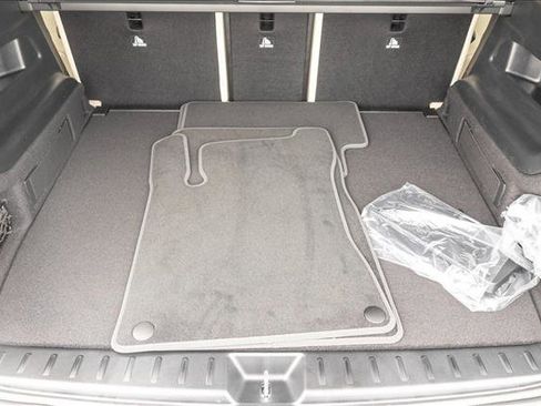 New 2026 Mercedes-Benz GLB 250 4MATIC image 25