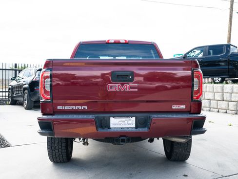 Used 2017 GMC Sierra 1500 SLT w/ All Terrain Package AWD/4WD image 6