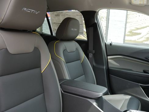 New 2026 Chevrolet Trax ACTIV w/ Driver Confidence Package FWD image 11