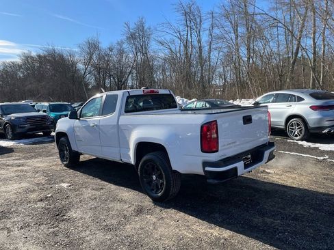 Used 2022 Chevrolet Colorado LT w/ Fleet Safety Package image 8
