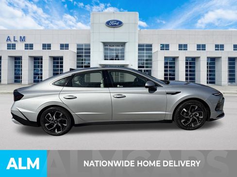 Used 2025 Hyundai Sonata SEL image 4