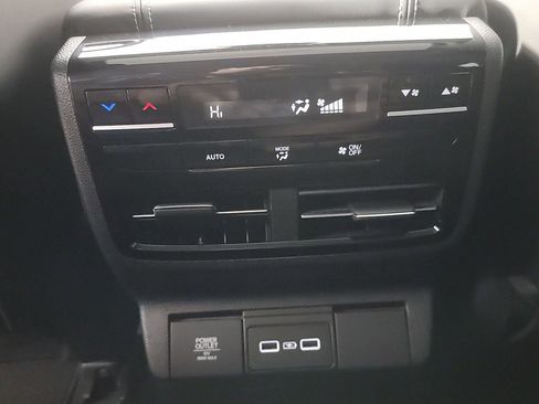 Used 2023 Acura MDX SH-AWD w/ Technology Package image 20