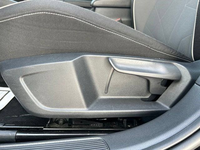 Used 2025 Volkswagen Jetta Sport FWD image 14