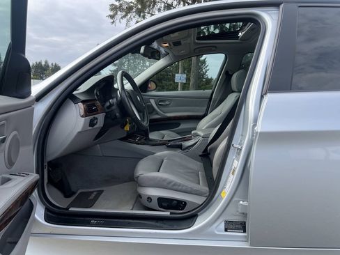 Used 2008 BMW 328i Sedan RWD image 10