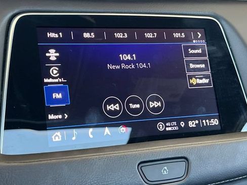 Used 2023 Cadillac XT4 Premium Luxury FWD image 26