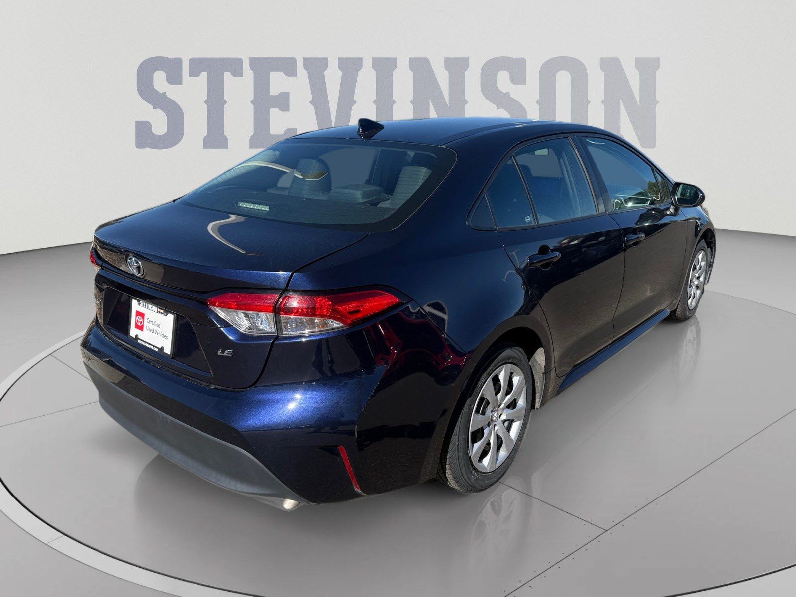 Used 2024 Toyota Corolla LE FWD image 5