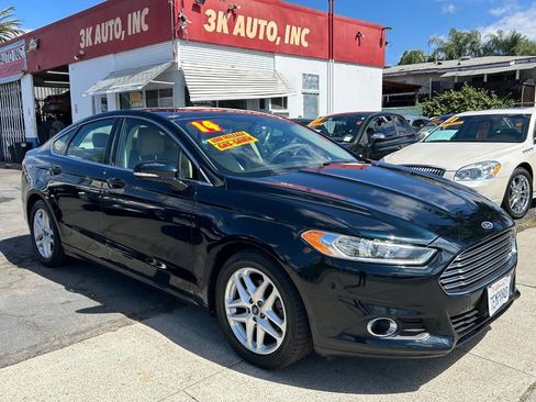 Used 2014 Ford Fusion SE w/ Equipment Group 202A image 1