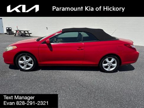 Used 2005 Toyota Solara SLE FWD image 4