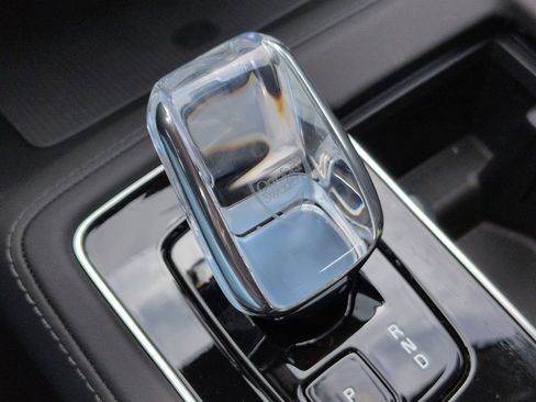 New 2026 Volvo XC90 T8 Plus w/ Protection Package image 13