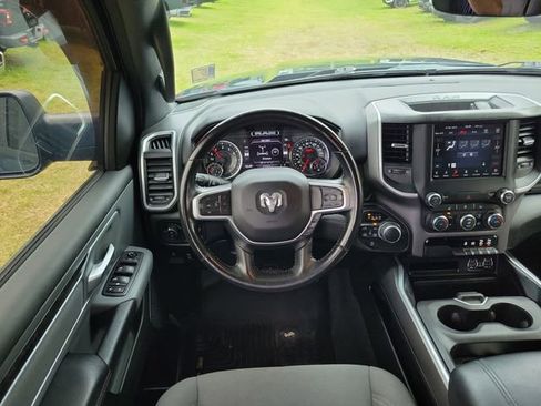 Used 2021 RAM 1500 Big Horn image 24