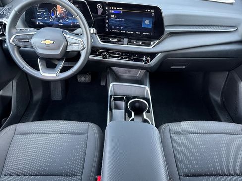 Certified 2025 Chevrolet Equinox LT image 14