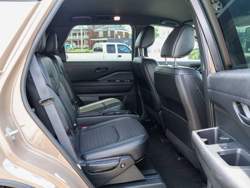 Used 2023 Nissan Pathfinder Rock Creek AWD/4WD image 28