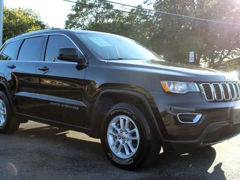 Used 2019 Jeep Grand Cherokee Limited AWD/4WD image 2