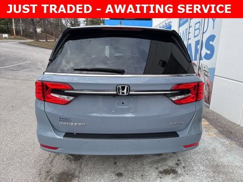 Used 2023 Honda Odyssey Touring image 7