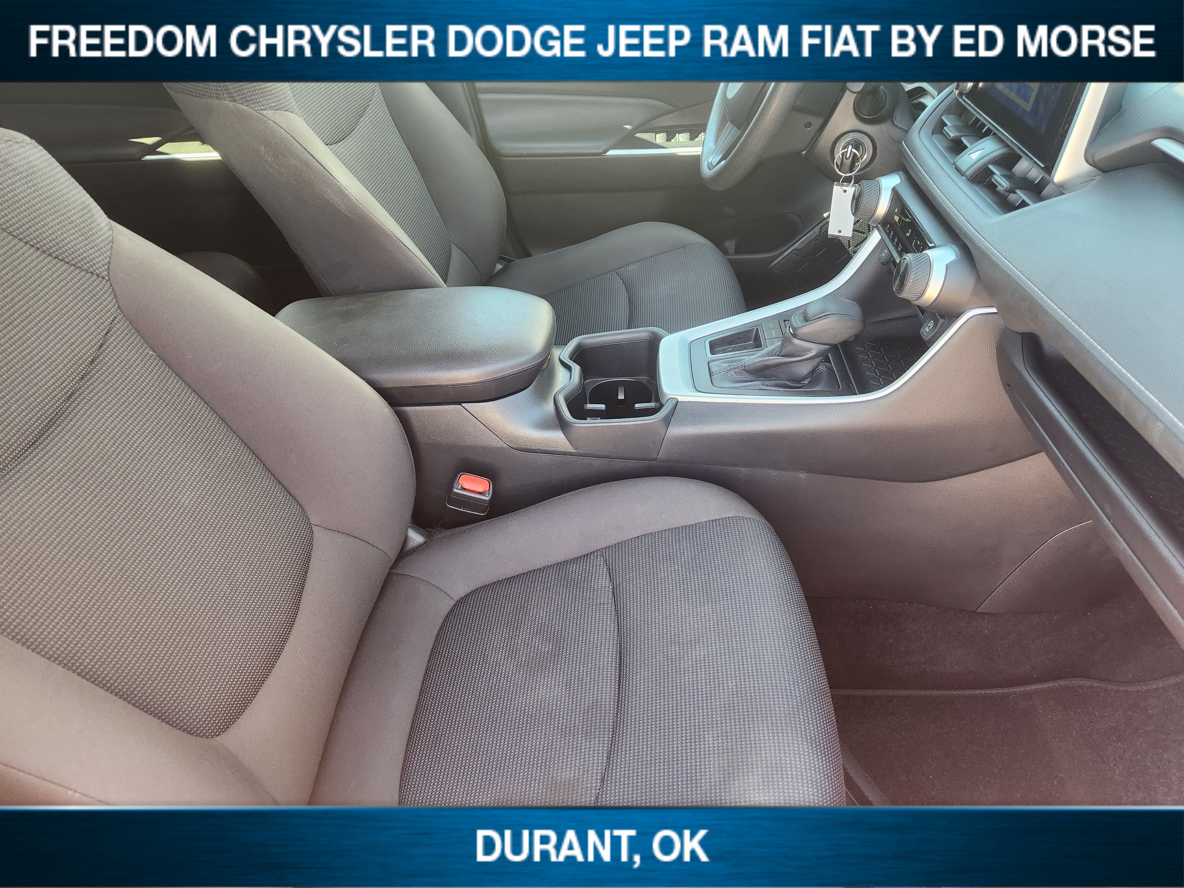 Used 2025 Toyota RAV4 LE FWD image 9
