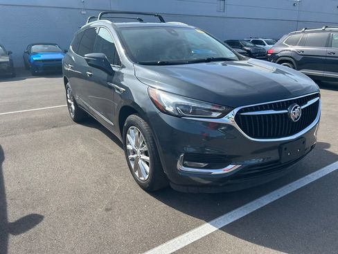 Used 2019 Buick Enclave Premium w/ Experience Buick Package AWD/4WD image 3
