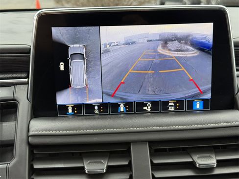 Used 2021 GMC Yukon SLT w/ SLT Luxury Plus Package image 25