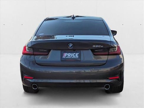 Used 2022 BMW 330e w/ Driving Assistance Package image 7
