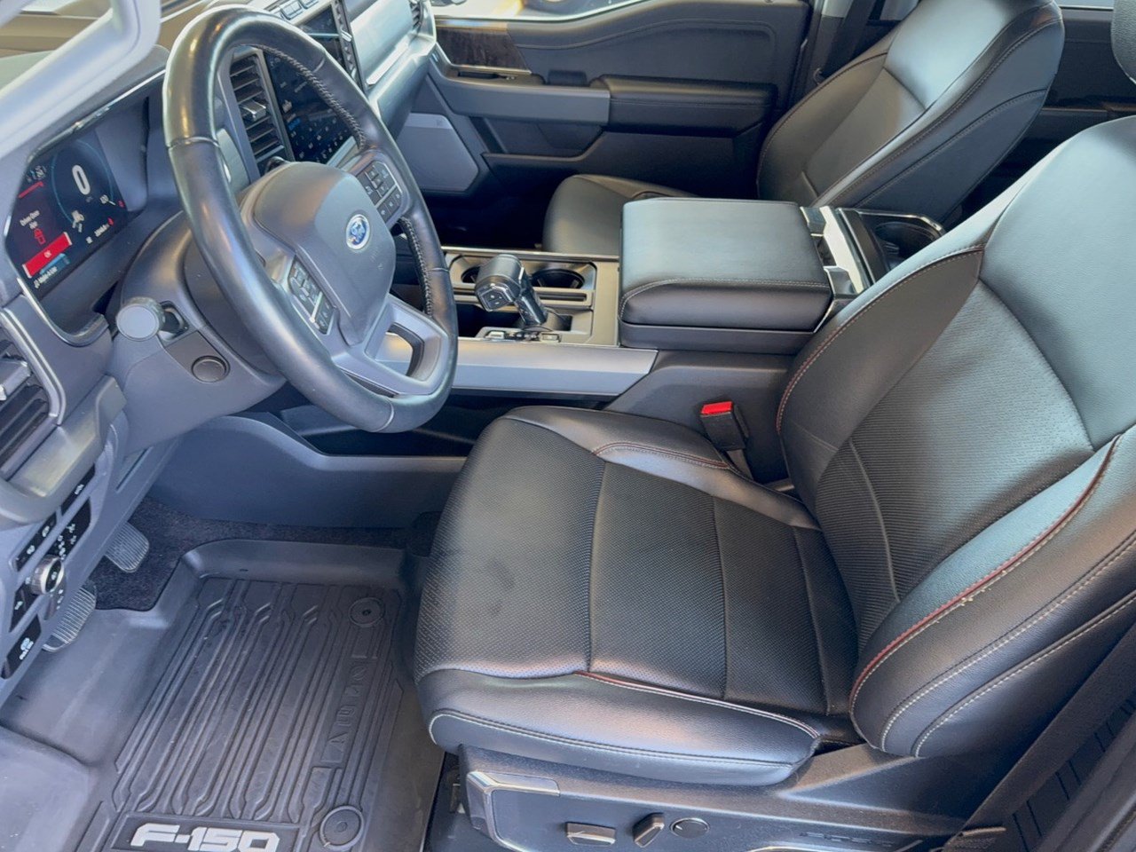 Used 2022 Ford F150 Lariat w/ Equipment Group 502A High AWD/4WD image 5