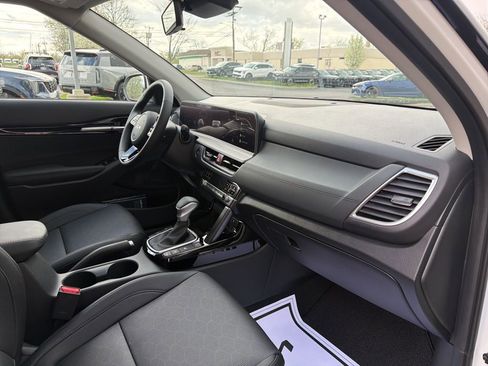 New 2026 Kia Seltos EX image 13
