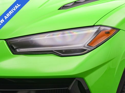 Used 2023 Lamborghini Urus S image 29