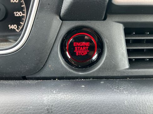 Certified 2025 Honda Pilot EX-L image 24