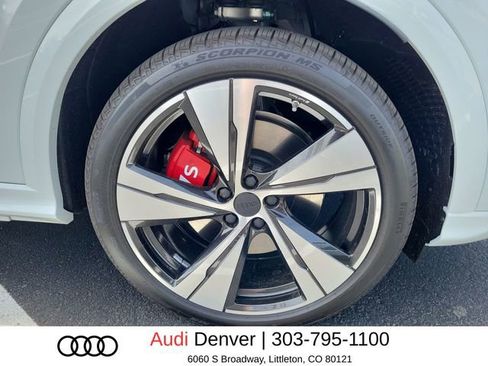 New 2026 Audi SQ5 Premium Plus image 20