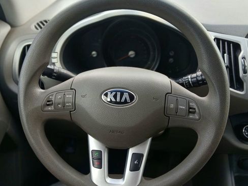 Used 2013 Kia Sportage LX w/ Convenience Pkg image 19