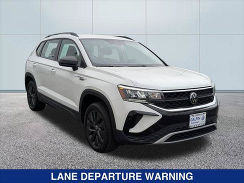 Certified 2024 Volkswagen Taos S FWD image 7