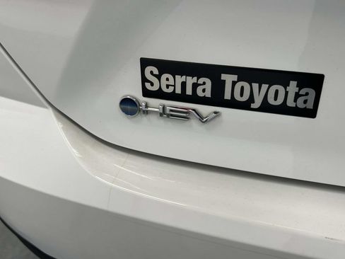 Used 2025 Toyota Camry LE w/ Convenience Package FWD image 10