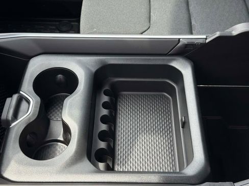 New 2026 RAM 1500 4x4 Crew Cab image 26