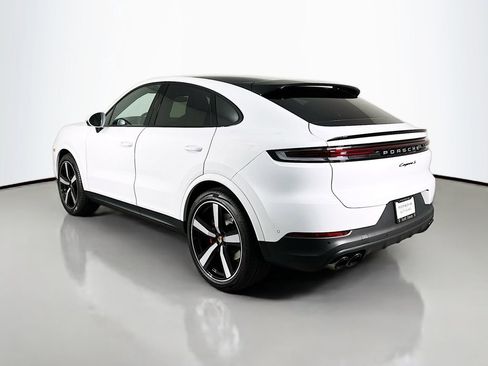 New 2025 Porsche Cayenne S image 3