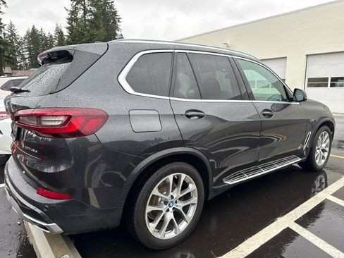Used 2022 BMW X5 xDrive45e image 6