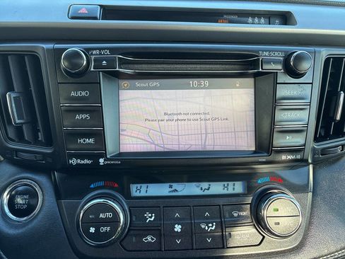 Used 2018 Toyota RAV4 Adventure image 16