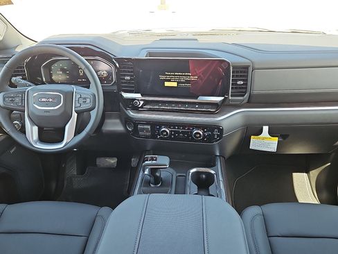 New 2026 GMC Sierra 1500 SLT image 11