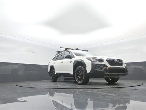 Used 2025 Subaru Outback Wilderness image 23