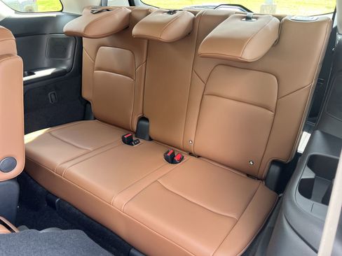 New 2026 Nissan Pathfinder Platinum FWD image 20