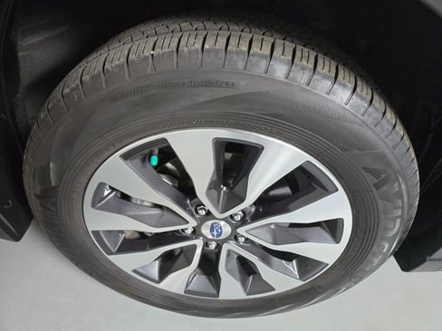 Certified 2025 Subaru Outback Limited XT w/ Popular Package #2 image 13