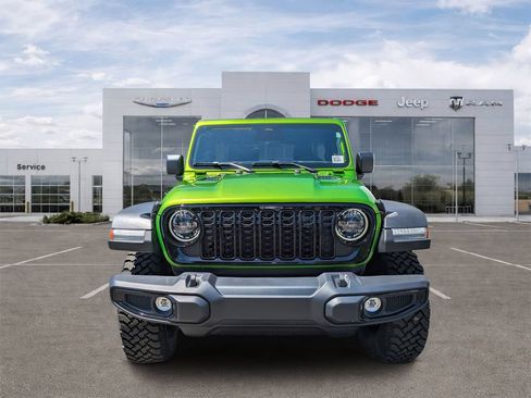 Used 2026 Jeep Wrangler Unlimited Sport AWD/4WD image 2