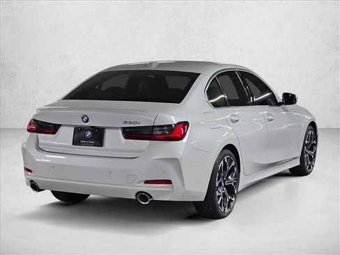 Used 2026 BMW 330i Sedan w/ Premium Package RWD image 5
